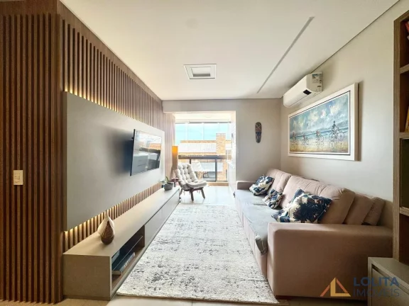 Apartamento Alto Padrão à Venda, 4 quartos e 2 garagens no Itacorubi, Florianópolis/SC