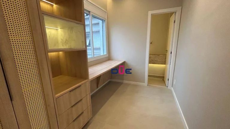 Imagem Apartamento com 3 dormitórios à venda, 159 m² por R$ 2.300.000 - Gonzaga - Santos/SP