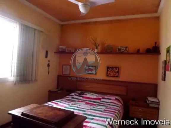 Imagem Apto à venda em Ubatuba-SP, Centro: 2 quartos, 1 suíte, 1 sala, 2 banheiros, 1 vaga de garagem, 81,00 m² de área.