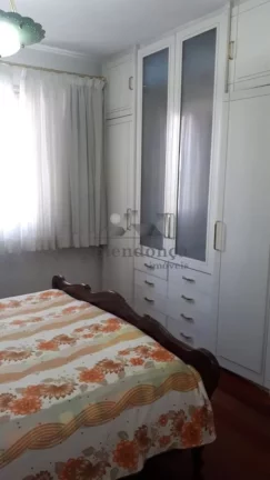 Imagem Apartamento bem espaçoso e repleto de armários. Living para 2 ambientes, lavabo, 3 dormitórios se...