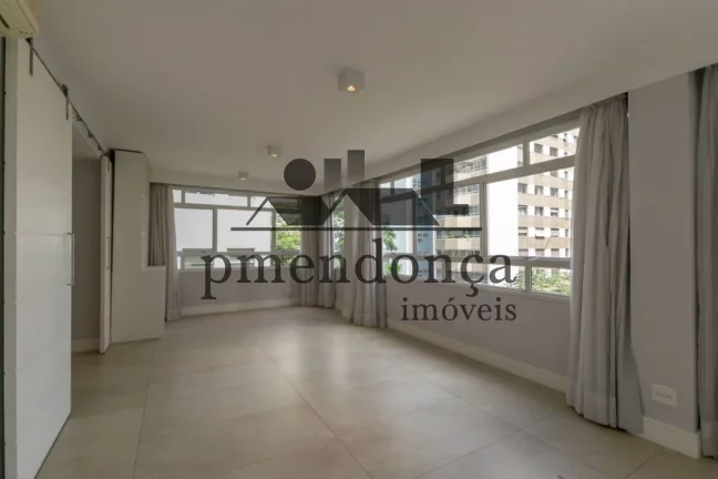 Imagem Apartamento na Rua Conselheiro Brotero com 3 quartos (1 suíte) e 2 vagas, 164 m² todo reformado