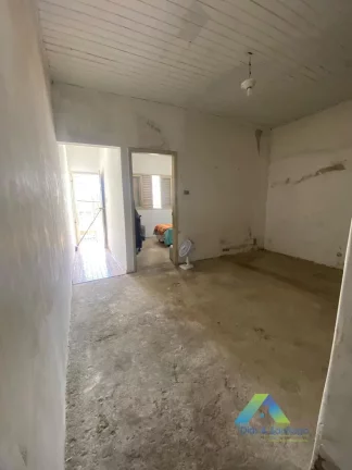 Imagem Casa com 03 quartos 130m² proximo ao metro Sacomã.
