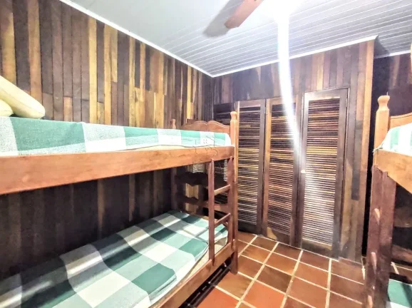Imagem Casa pré fabricada a 150 metros da Praia da Enseada