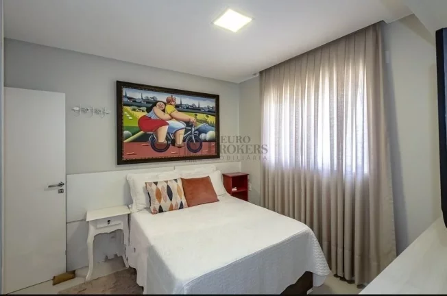Imagem Apartamento com 3 suítes à venda no Centro de Balneário Camboriú/SC