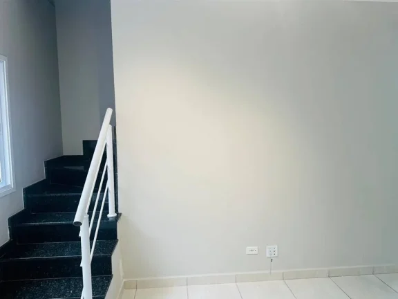Imagem CASA COM 58 m² - MARACANÃ - PRAIA GRANDE SP