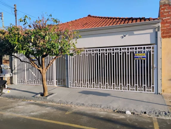 Linda casa 3 dormitorios - ACEITA corretores para auxilio de vendas