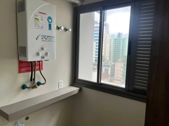 Imagem Apartamento quadra mar com 3 suítes e 2 vagas de garagem em Itapema/SC