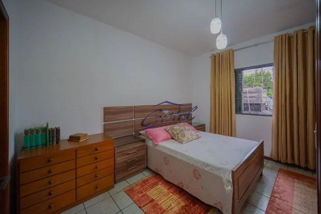 Imagem Casa com 3 quartos (1 suíte) à venda, 331 m² - Ayrosa - Osasco/SP