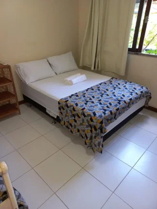 Imagem Casa à venda em Condomínio com piscina na Lagoa Aruá Praia do Forte Bahia