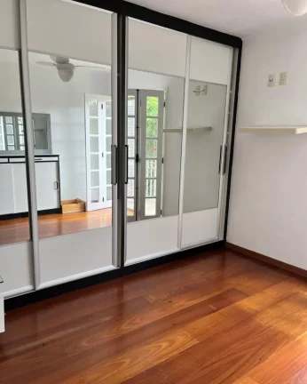 Imagem Sobrado em condomínio fechado , 3 dormitórios com suíte e lareira