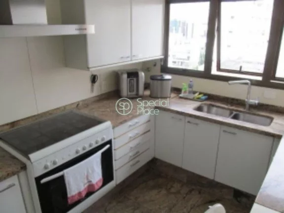 Imagem Apartamento Espaçoso, Iluminado, Mobiliado e Totalmente reformado, com itens de alto padrão. Ampla...