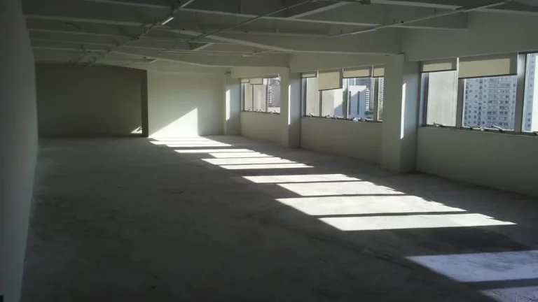 Imagem Conjunto comercial novo na Faria Lima - Parque Iguatemi