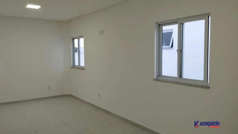 Imagem VENDO UMA EXECELENTE CASA NO CONDOMINIO