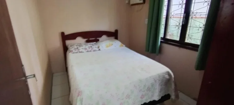 Imagem Aluguel de Temporada Casa de 4 dormitórios no Bairro Armação de Penha SC