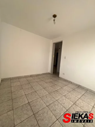 Imagem Aluguel de Apartamento Impecável em Itaim Paulista, SP: 2 Quartos, 1 Banheiro, Vaga de Garagem!
