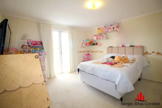 Imagem Casa com 3 Quartos à Venda, 272,00 m² VILA TELMA, Centro Campos do Jordão.