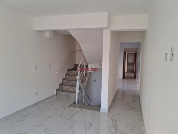 Imagem Belíssima casa alta Duplex em Santos na Ponta da Praia com duas garagens, 3 suítes e churrasqueira a venda por R$ 990.000,00