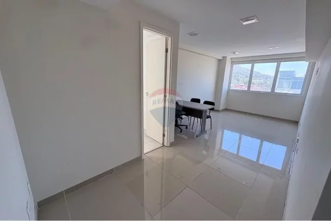 Imagem Sala comercial com 22,62m² em Cascadura - Rio de Janeiro