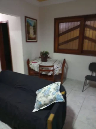 Imagem Casa com 2 dormitórios à venda, 72 m² por R$ 450.000 - Caiçara - Praia Grande/SP