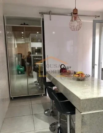 Imagem Sobrado 3 dormitórios, sendo 2 suítes, ar condicionado quente e frio, cozinha e salas planejadas, ...