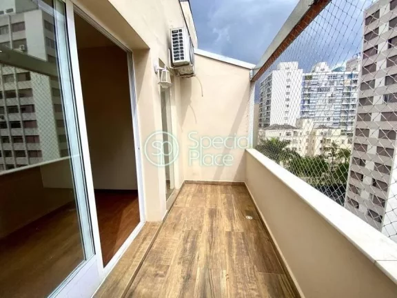 Imagem Cobertura reformada em Higienópolis. São 115m² de área privativa, 2 dormitórios ( 1 suíte) e 1...