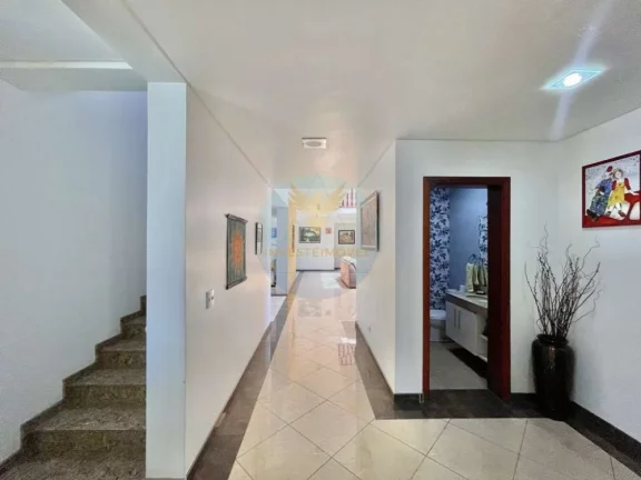 Imagem Casa em Condomínio a Venda no bairro Granja Viana - Carapicuíba, SP