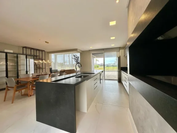 Imagem Casa em Condominio 4 Dormitórios - Bairro Capão Novo