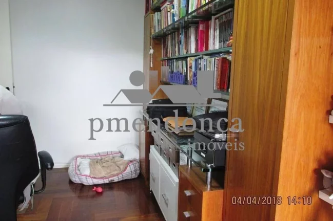 Imagem Apartamento em Perdizes com 04 quartos (02 suí­tes) e 04 vagas, 190m² com varanda gourmet.