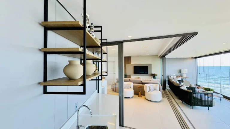 Imagem Apartamento com 4 dormitórios à venda, 203 m por R$ 16.200.000,00 Riviera