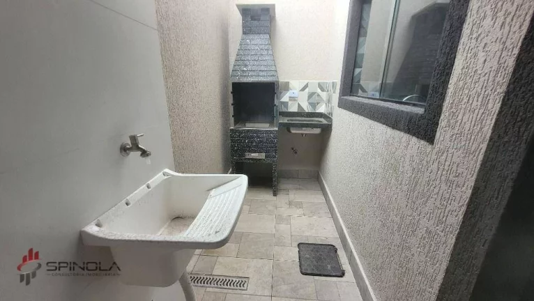 Imagem Sobrado com 2 dormitórios à venda, 57 m² por R$ 350.000,00 - Maracanã - Praia Grande/SP