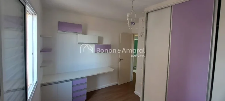 Imagem Lindo apartamento à venda em condomínio com 3 quartos aconchegantes com armários embutidos. Cozin...
