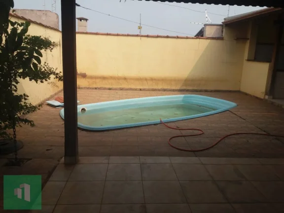 Imagem Casa à venda em Itobi, com 2 quartos