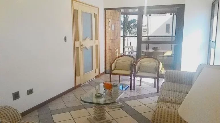 Imagem Praia de Pitangueiras, Alto Padrão, 2 Quadras da Praia, 2 Garagens, Local Nobre,130 Metros de Área Útil, Fino Acabamento!!!