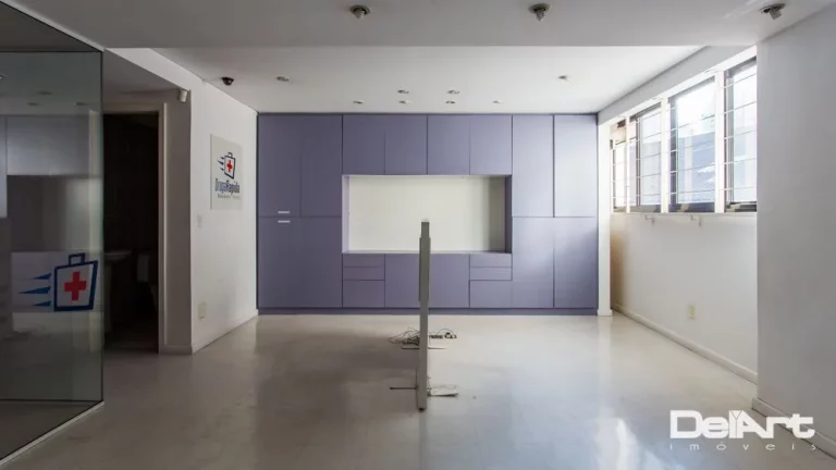 Imagem Sala comercial corporativa à venda, 98 m² por R$ 420.000,00 - Cristo Rei - Curitiba/PR