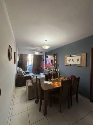Imagem Apartamento com 2 dormitórios à venda, 73 m² por R$ 325.000,00 - Estação - São Pedro da Aldeia/RJ