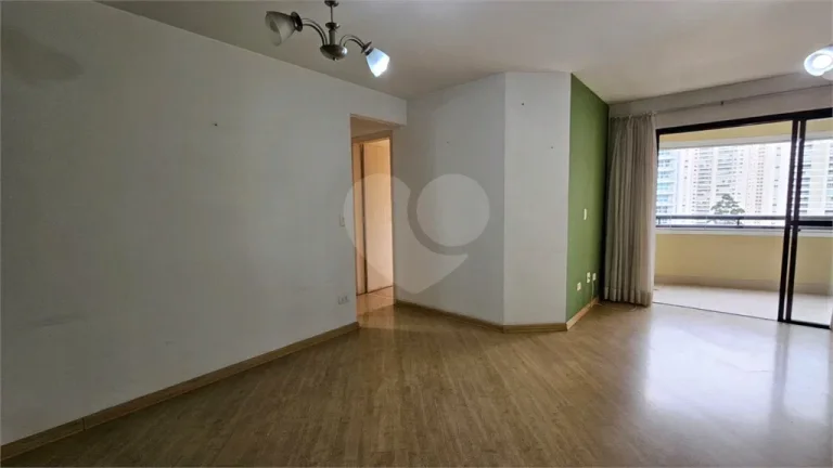 Imagem Apartamento à venda com 3 quartos, sendo 1 suíte, no condomínio Phoenix, São Paulo - SP