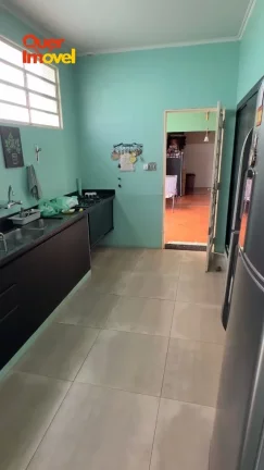 Imagem Casa à Venda em Ribeirão Preto-SP, Jardim Sumaré: 4 Quartos, 2 Suítes, 2 Salas, 4 Banheiros, 4 Vagas, 290m². Encontre seu novo lar!