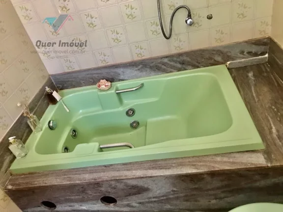 Imagem Oportunidade única: Casa de luxo na Ribeirânia, Ribeirão Preto-SP, Zona Leste! 4 quartos, 4 suítes, 2 salas, 5 banheiros, 4 vagas, 437,50m². Quer Imóvel Negócios Imobiliários.