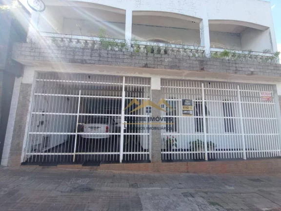 Imagem Sobrado com 4 dormitórios à venda, 114 m² por R$ 600.000,00 - Centro - Tatuí/SP