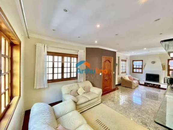 Imagem Casa com 3 dormitórios, 1 suíte, 4 vagas à venda, 318 m² por R$ 1.650.000 - São Paulo II - Cotia/SP