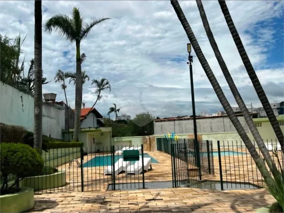 Imagem Casa à venda com 3 quartos, sendo 1 suíte, no condomínio Alameda do Eucaliptos, São Paulo - SP
