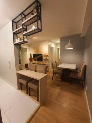 Imagem Apartamento 2 dormitórios, sendo 1 suite, banheiro, sacada envidraçada, totalmente mobiliado e dec...