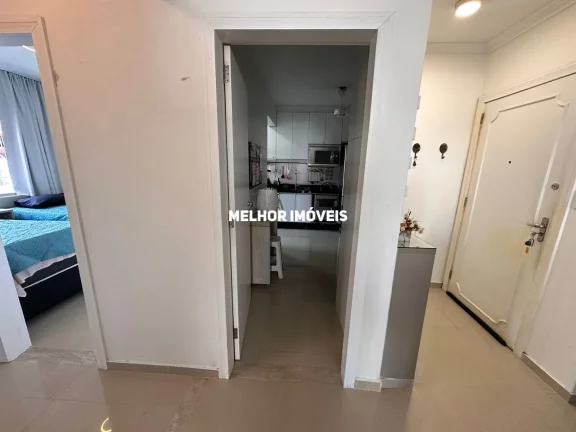 Imagem Apartamento com 03 Dormitórios Localizado no Centro de Balneário Camboriú-SC