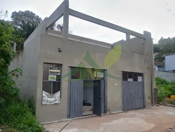 Imagem Bela Casa casa em Terra Preta com área comercial à venda