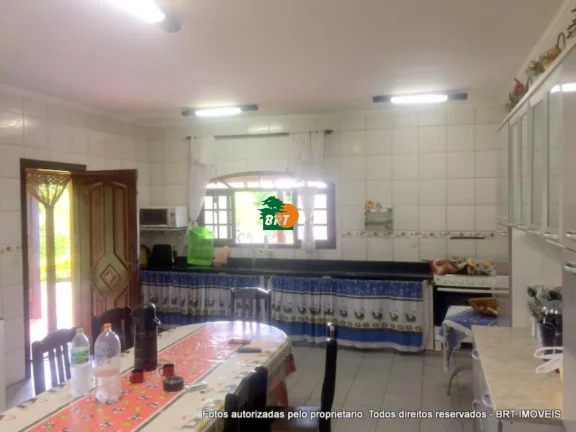 Imagem Casa em Condomínio para Venda em Mairinque, Zona Rural, 5 dormitórios, 2 suítes, 2 banheiros, 8 vagas