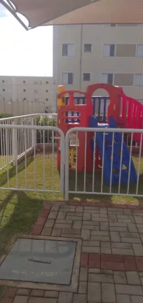 Imagem Garagem , sala, cozinha, banheiro social, 2 dormitórios e área de serviço.o Condominio oferece po...