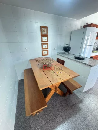 Imagem Casa com 2 dormitórios à venda, 500MTS da Praia - 70 m² por R$ 795.000 - Geribá - Armação dos Búzios/RJ
