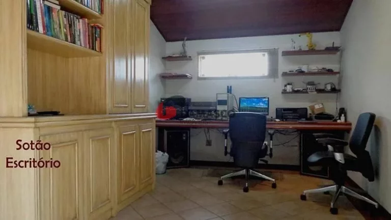 Imagem Sobrado à venda 3 Quartos, 3 Suites, 4 Vagas, Osvaldo Cruz, São Caetano do Sul - SP