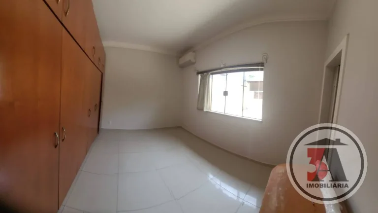 Imagem Casa 260m2 Cond. N.S. Maria Auxiliadora