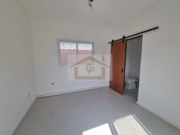 Imagem Casa na região Granja Viana, *Térrea , 3 suítes, 4 vagas